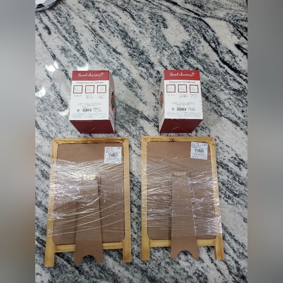 Xmas Bundle: 2 Ashland Signs & 2 Scent Charms Fragrance Oil Diffusers. NEW! - Picture 2 of 8